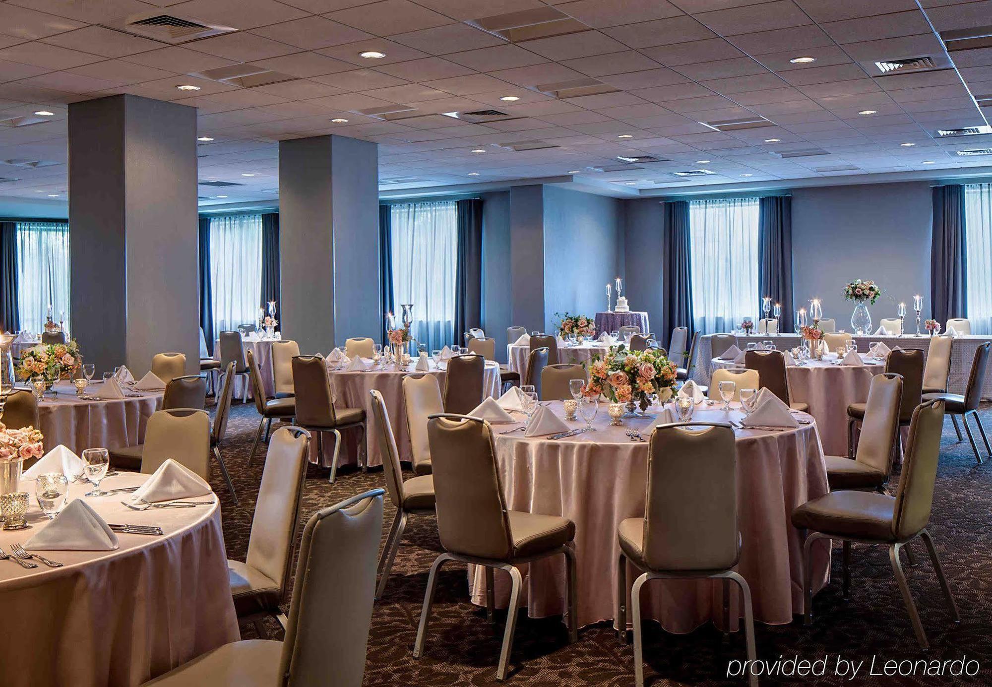 Courtyard Grand Rapids Downtown Hotel Exterior foto