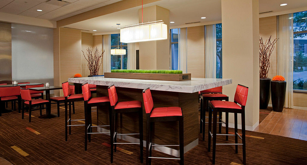 Courtyard Grand Rapids Downtown Hotel Exterior foto